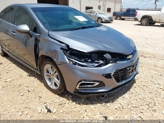 Chevrolet CRUZE LT 2018 1G1BE5SM5J7216614 Image 12
