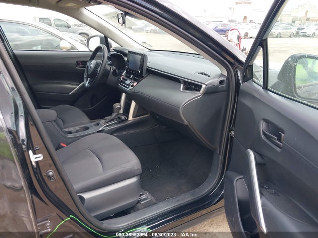 Toyota Corolla Cross Le 2022 7MUCAAAGXNV011951 Image 11