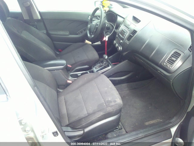 KIA FORTE LX 2017 3KPFK4A7XHE136274 Image 12