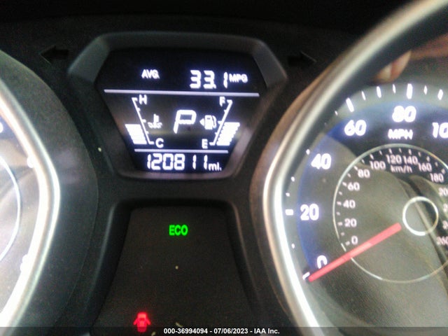 Hyundai ELANTRA SE 2016 5NPDH4AE0GH711917 Image 13