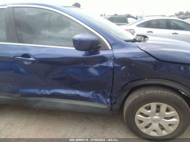 JN1BJ1CP3KW216383 Nissan Rogue Sport S