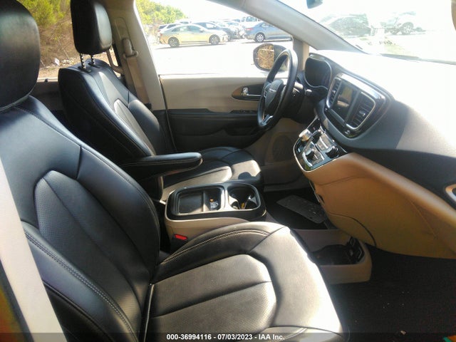 2C4RC1DG4MR505515 Chrysler Voyager Lxi
