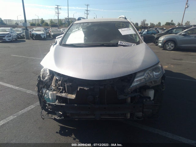 Toyota RAV4 LE 2015 JTMZFREV9FD047561 Image 5