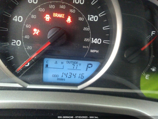 Toyota RAV4 LE 2015 JTMZFREV9FD047561 Image 8