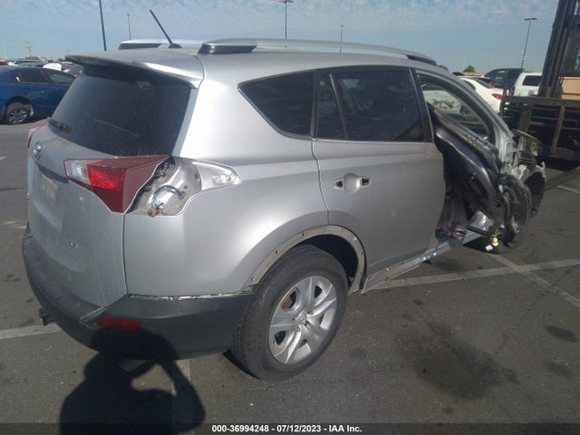 Toyota RAV4 LE 2015 JTMZFREV9FD047561 Image 11