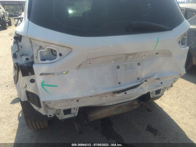2016 FORD ESCAPE S VIN: 1FMCU0F79GUC00556