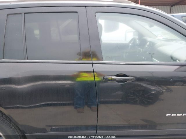 1C4NJCBA9GD600397 Jeep Compass Sport