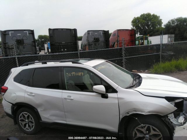 JF2SKAJC6MH421778 Subaru Forester Premium
