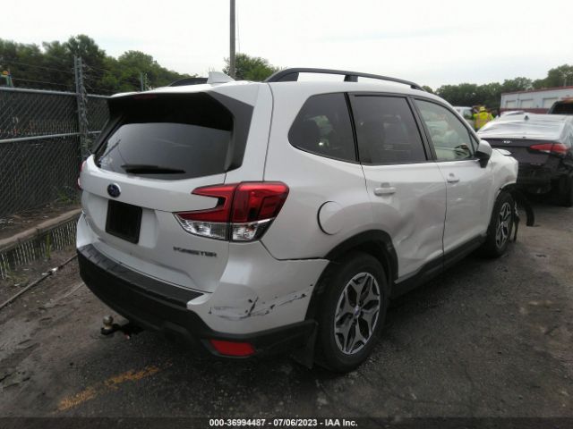 JF2SKAJC6MH421778 Subaru Forester Premium