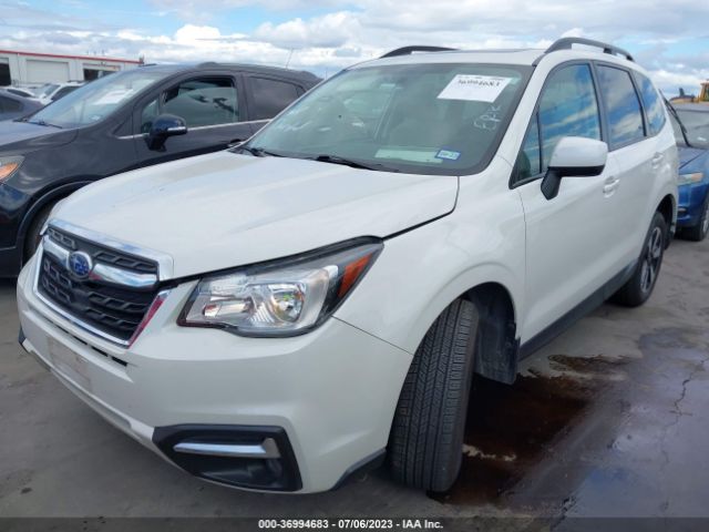 JF2SJAGC6JH574683 Subaru Forester Premium