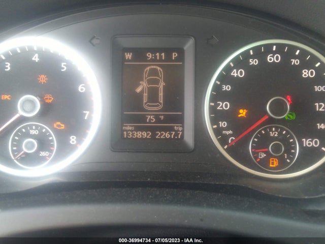 2011 VOLKSWAGEN TIGUAN SE VIN: WVGAV7AX8BW508626