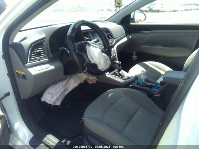 Hyundai ELANTRA SE 2017 5NPD84LF2HH177701 Image 11