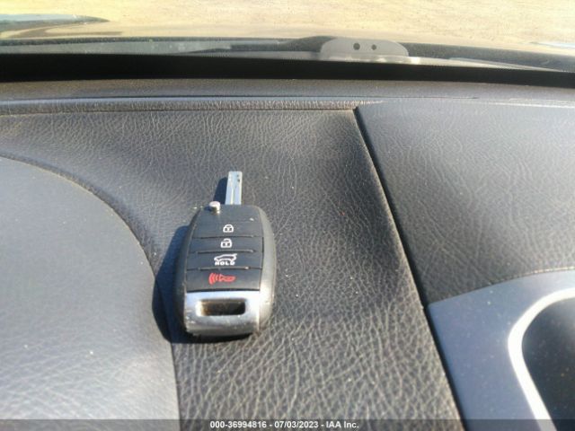 5XYKT3A62FG589804 KIA SORENTO LX