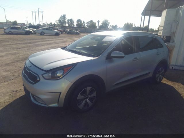 KNDCB3LC8H5074182 KIA NIRO LX