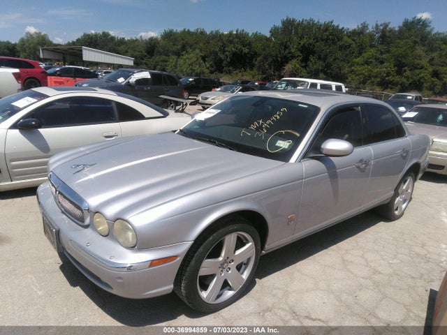 2006 JAGUAR XJ XJR VIN: SAJWA73C86TH03833
