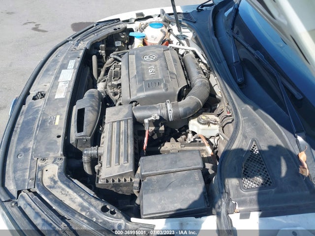 1VWDT7A30HC014188 Volkswagen Passat 1.8t R-line