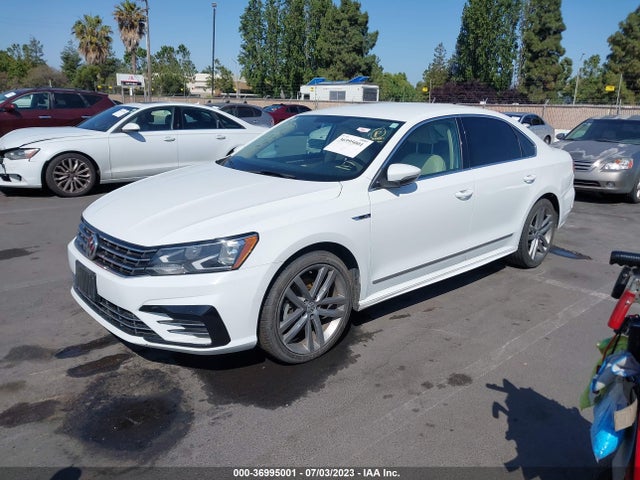1VWDT7A30HC014188 Volkswagen Passat 1.8t R-line