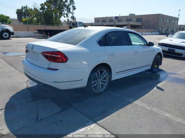 1VWDT7A30HC014188 Volkswagen Passat 1.8t R-line