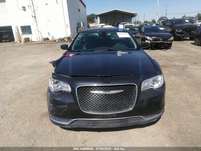 2C3CCAAG5GH349011 Chrysler 300 Limited