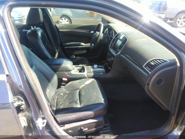 2C3CCAAG5GH349011 Chrysler 300 Limited