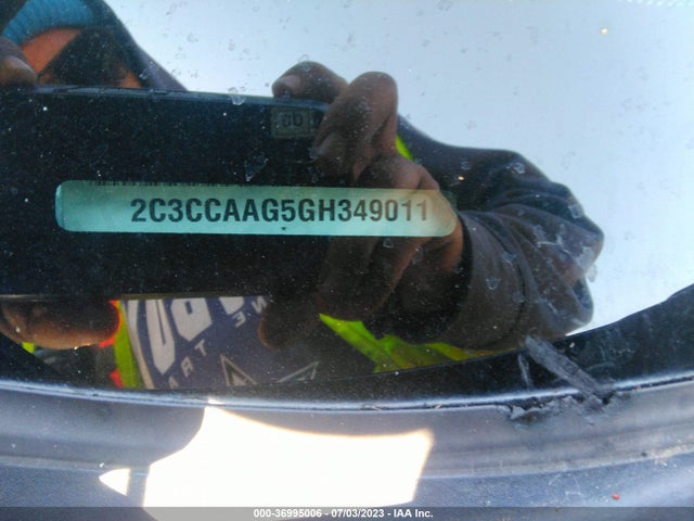 2C3CCAAG5GH349011 Chrysler 300 Limited