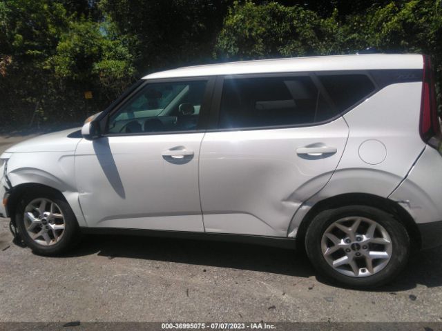 KNDJ23AU2N7835758 KIA SOUL LX