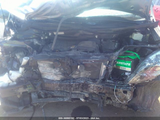 5TDKK3DC1GS759420 Toyota SIENNA LE