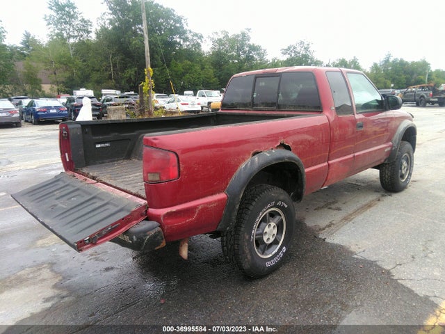 2001 CHEVROLET S-10 LS W/ZR2 VIN: 1GCCT19W218242194