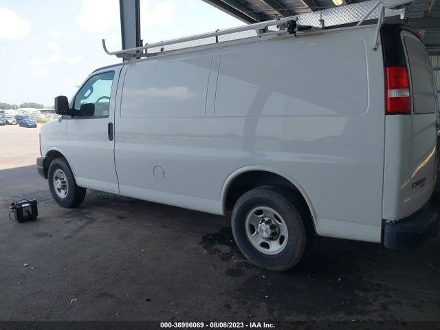 Chevrolet EXPRESS CARGO VAN 2016 1GCWGAFF3G1247508 Image 8
