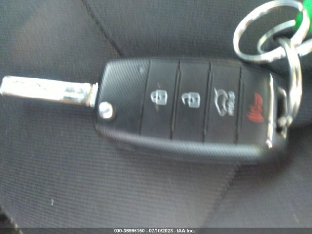 KNDJP3A55G7860621 KIA SOUL +