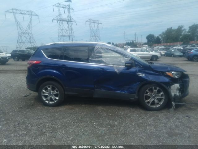 1FMCU9J94FUC14599 Ford Escape Titanium