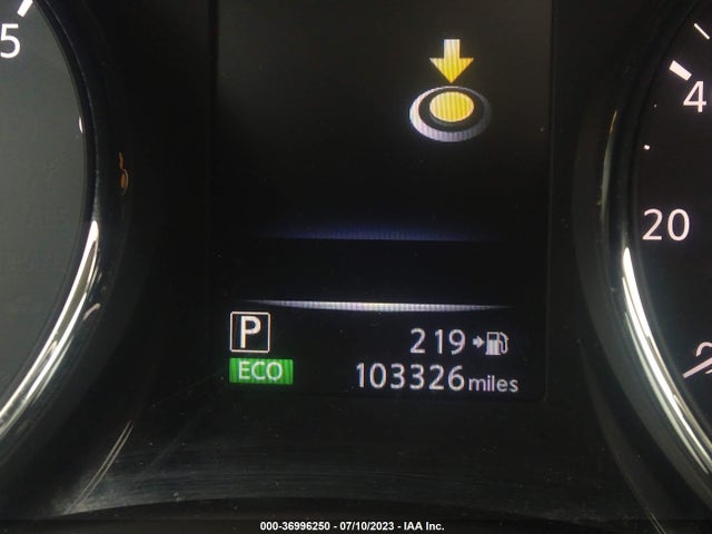 2017 NISSAN ROGUE SV VIN: 5N1AT2MV8HC892050