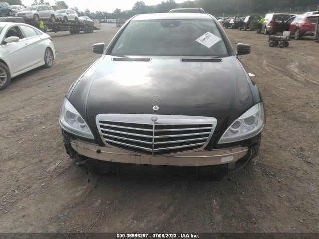 2013 MERCEDES-BENZ S-CLASS S 550 VIN: WDDNG7DBXDA528074
