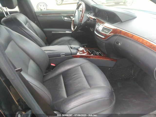 2013 MERCEDES-BENZ S-CLASS S 550 VIN: WDDNG7DBXDA528074