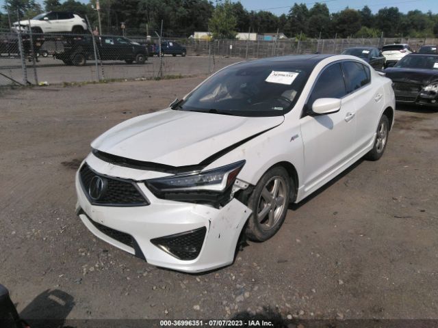 19UDE2F82LA002697 Acura Ilx Pkg