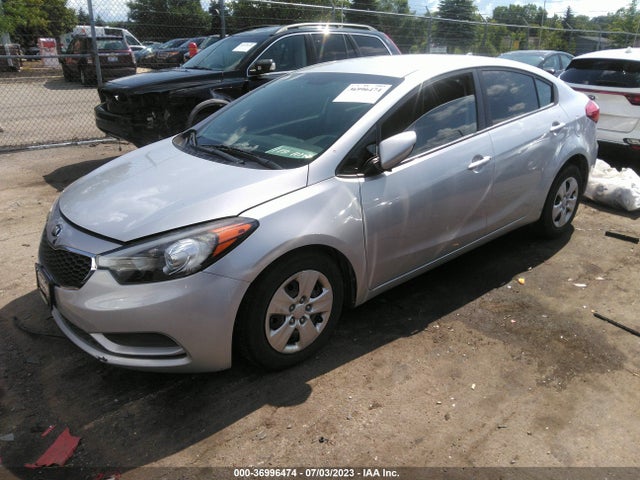 2015 KIA FORTE LX VIN: KNAFK4A66F5370070