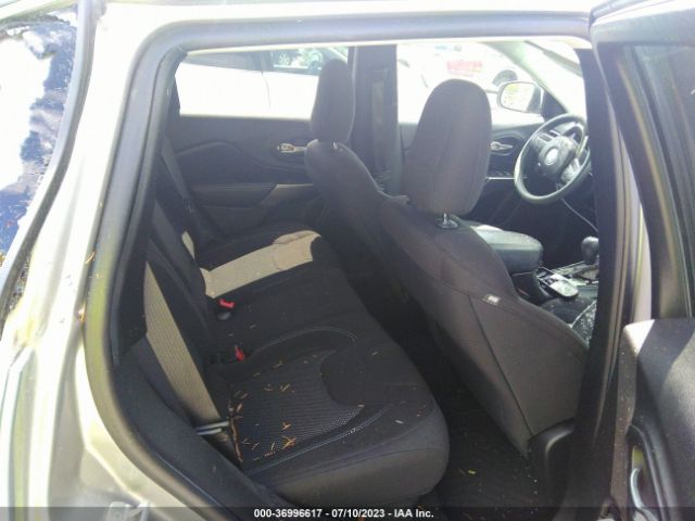 1C4PJMCX1KD481366 Jeep Cherokee Latitude