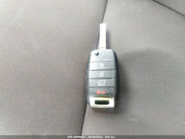 KNDJN2A24J7506649 KIA Soul Base