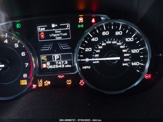 JF2SJAGC2JH530308 Subaru Forester Premium
