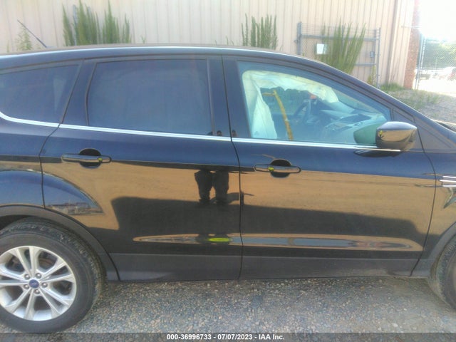 Ford ESCAPE SE 2017 1FMCU0GD5HUD94170 Image 5