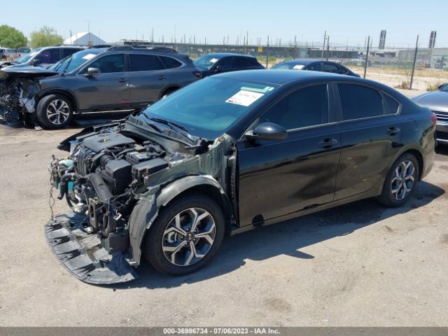 3KPF24AD0ME364543 KIA Forte Lxs