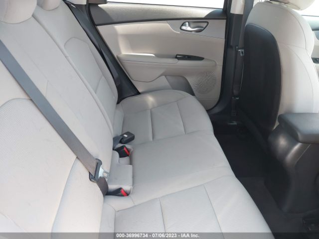 3KPF24AD0ME364543 KIA Forte Lxs