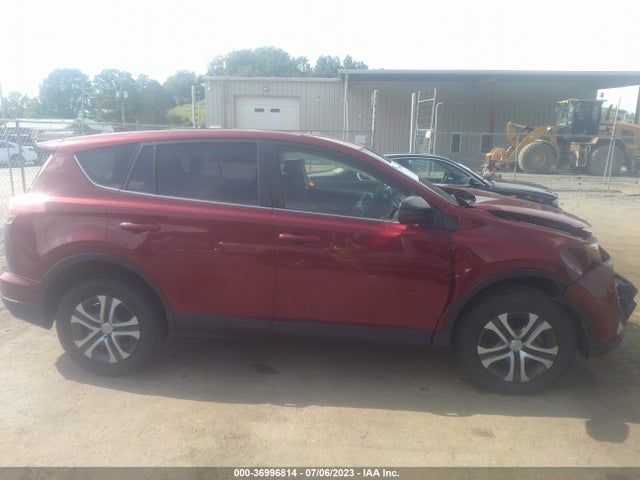 Toyota RAV4 LE 2018 JTMBFREV3JD229637 Image 14