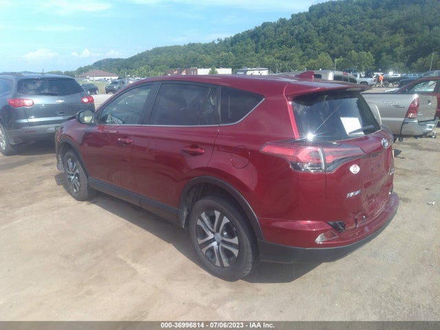 Toyota RAV4 LE 2018 JTMBFREV3JD229637 Image 3