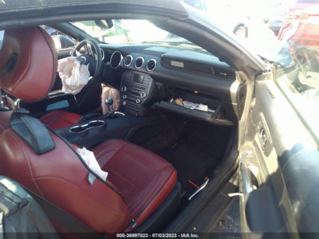 1FATP8EM1H5219668 Ford Mustang V6