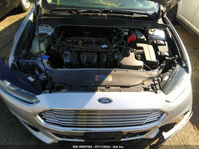 3FA6P0H72GR345733 Ford FUSION SE
