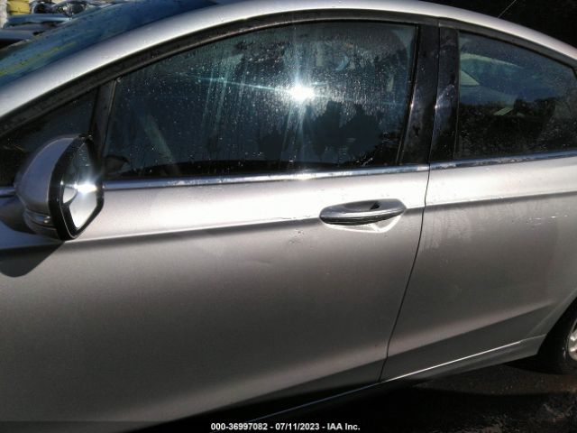 3FA6P0H72GR345733 Ford FUSION SE