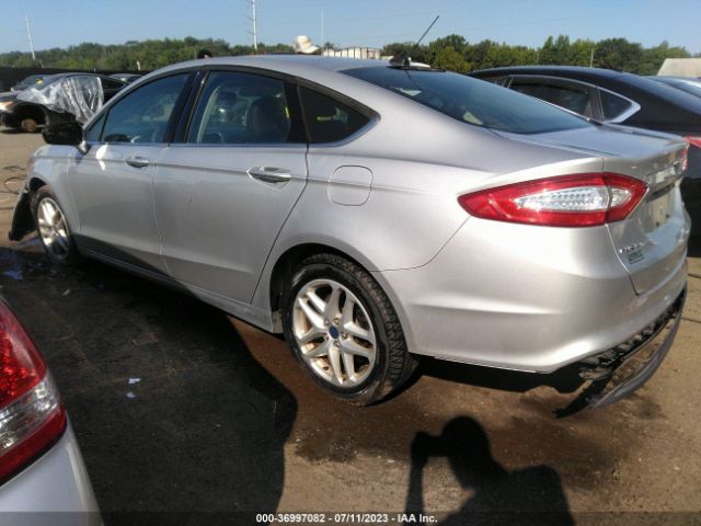 3FA6P0H72GR345733 Ford FUSION SE