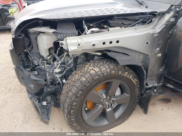 2023 Land Rover Defender, VIN: SALE2FEU2P2189062