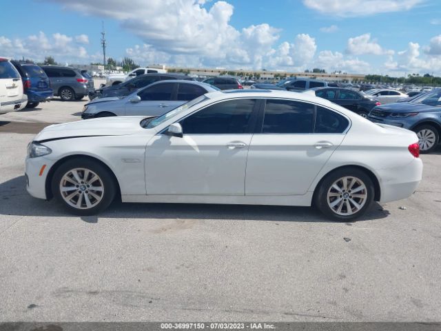 WBA5A5C55FD521768 BMW 5 Series 528i